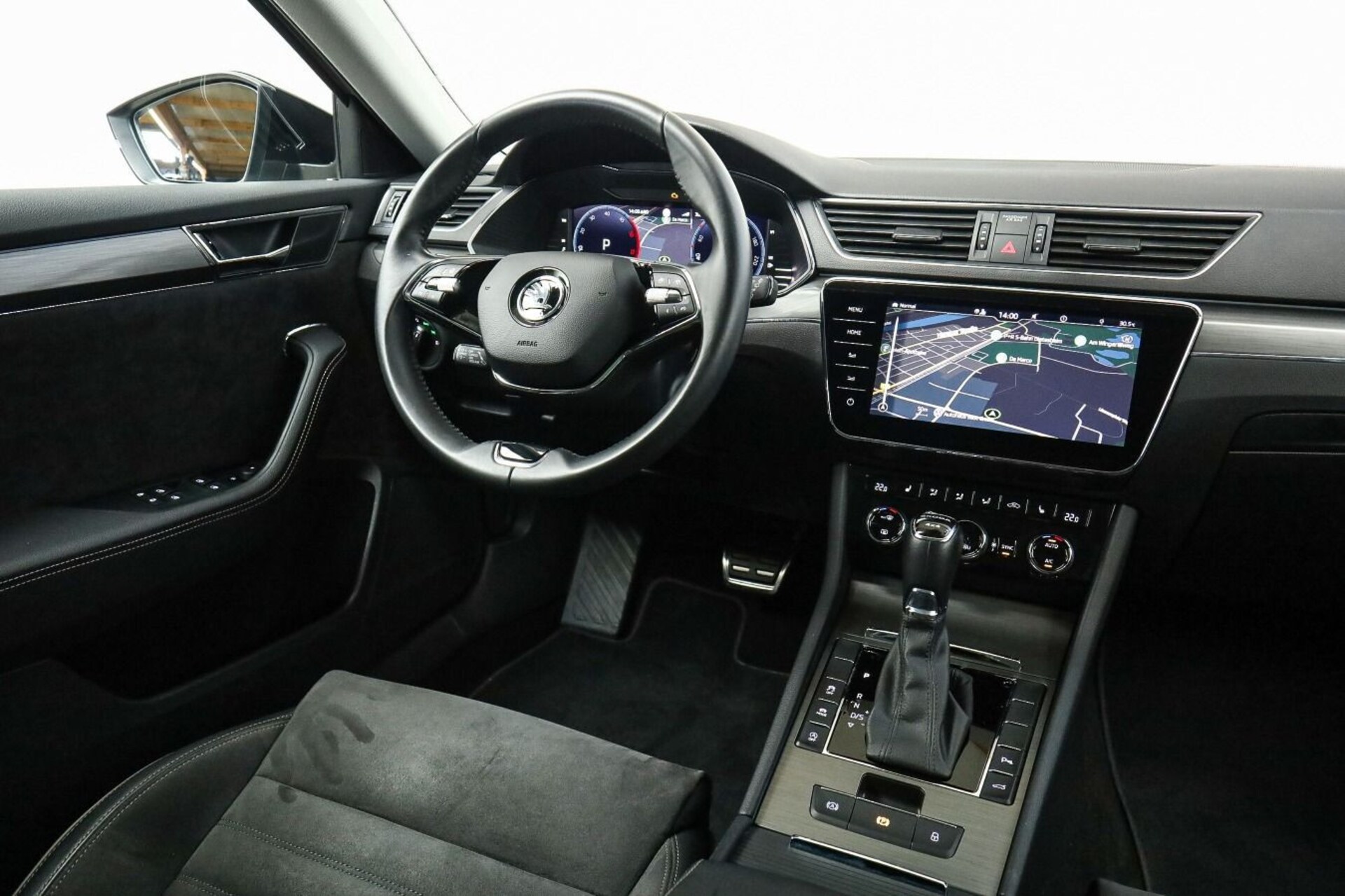 Skoda Superb Combi Scout