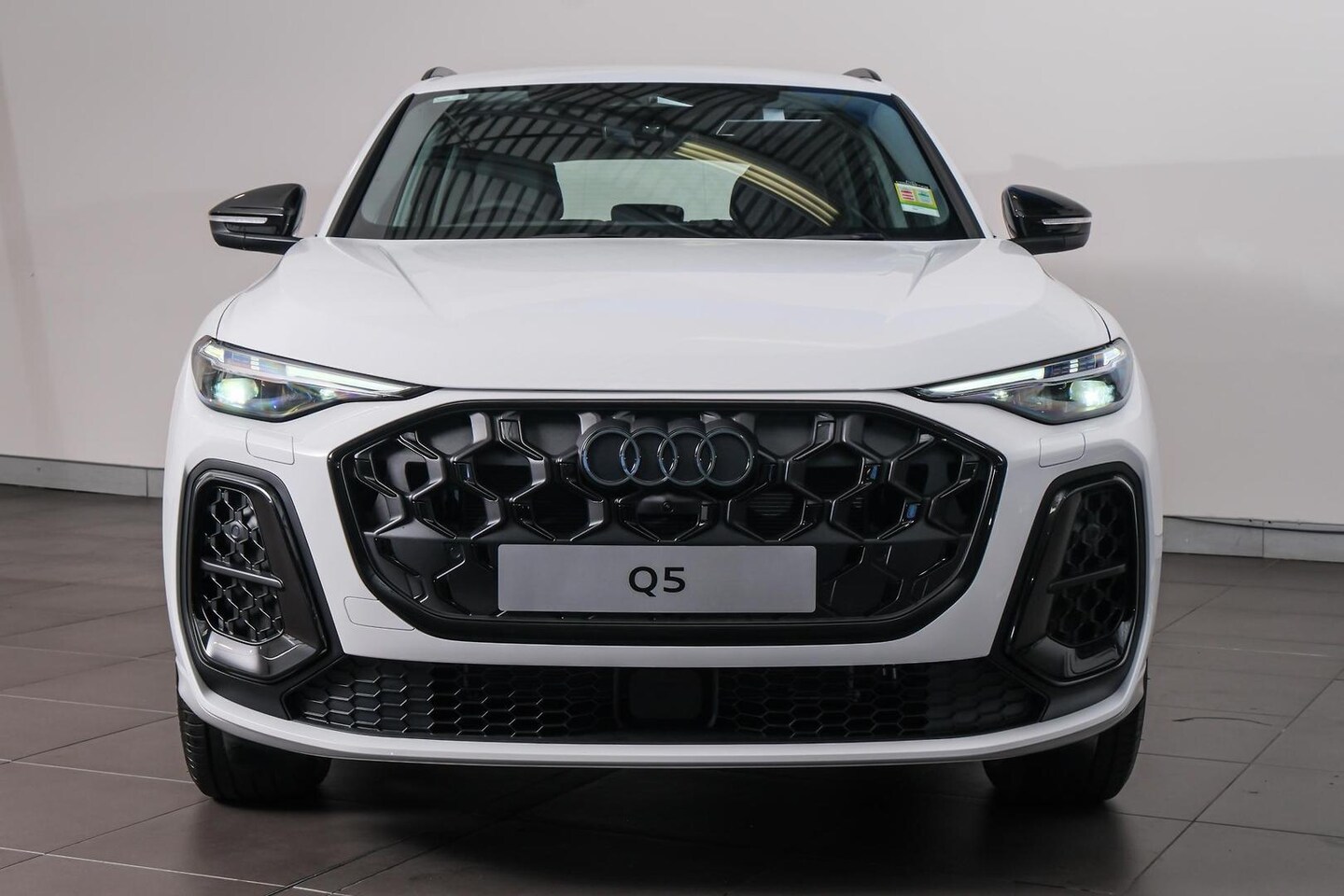 Image about Audi Q5 SUV TDI quattro 150 kW