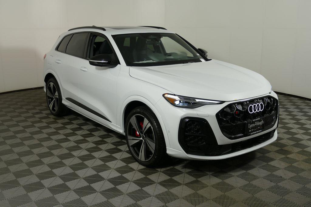 2026 Audi SQ5 Premium Plus quattro's photo