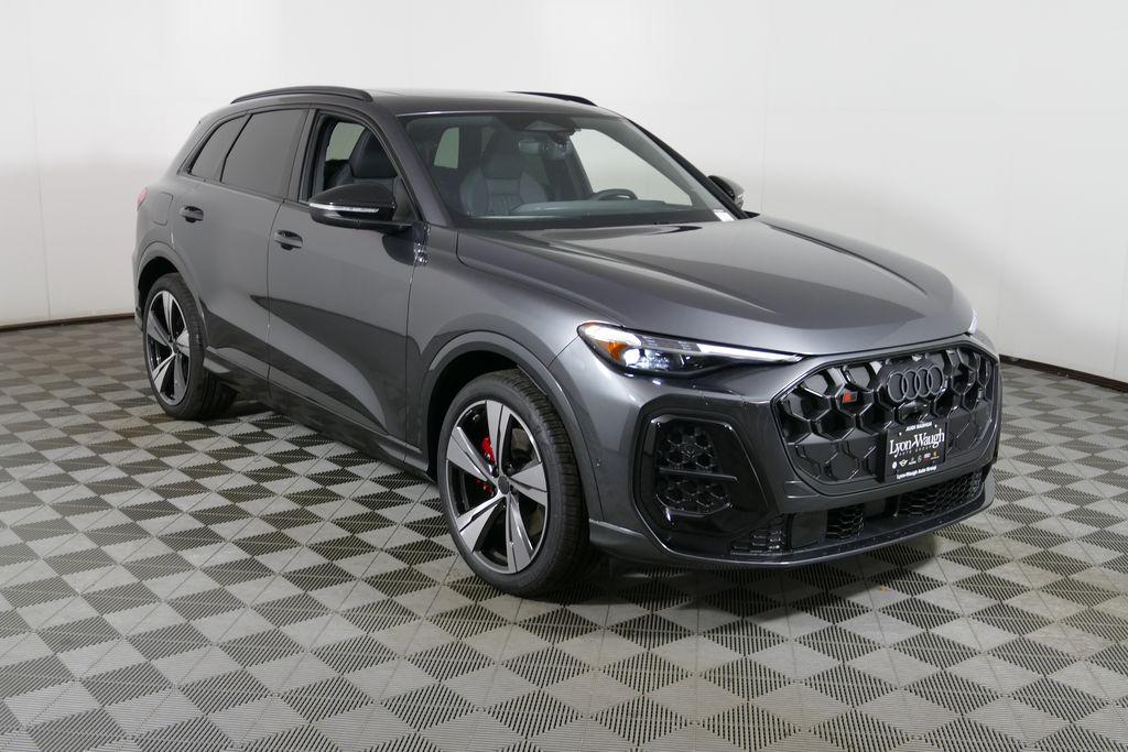 2026 Audi SQ5 Premium Plus quattro's photo