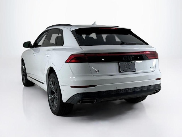 2026 Audi Q8