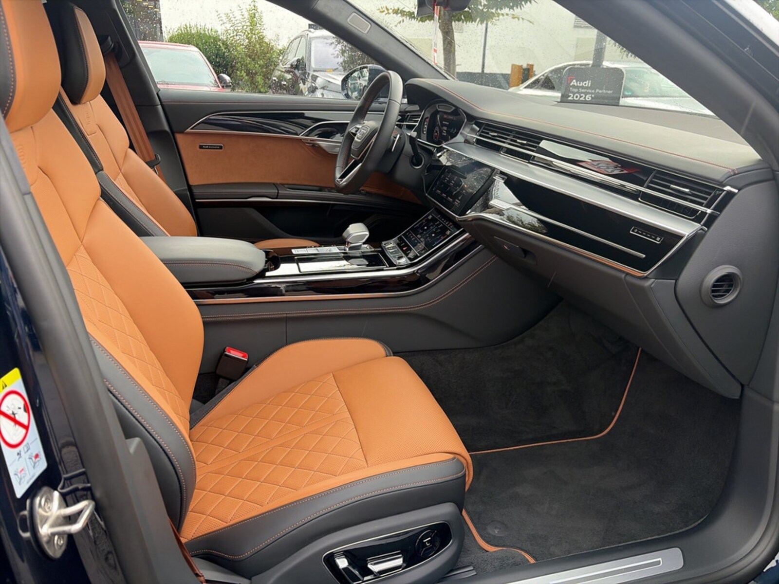 Audi A8 – Bild 16