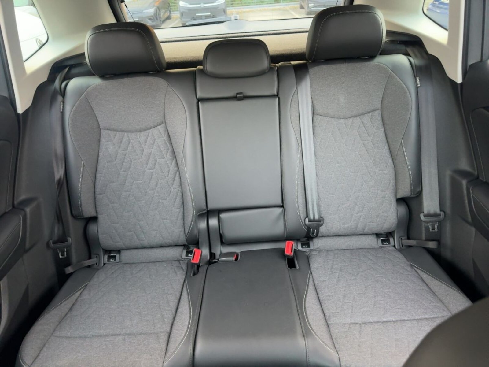 Volkswagen Tiguan – Bild 15