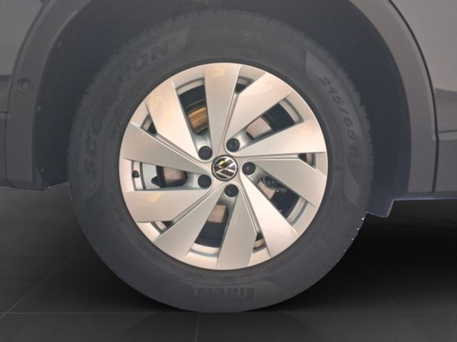 Volkswagen Tiguan – Bild 7