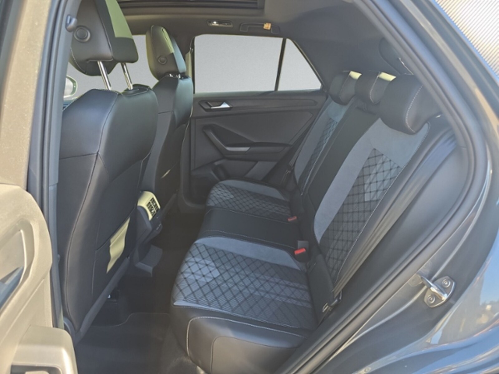 Volkswagen T-Roc – Bild 10
