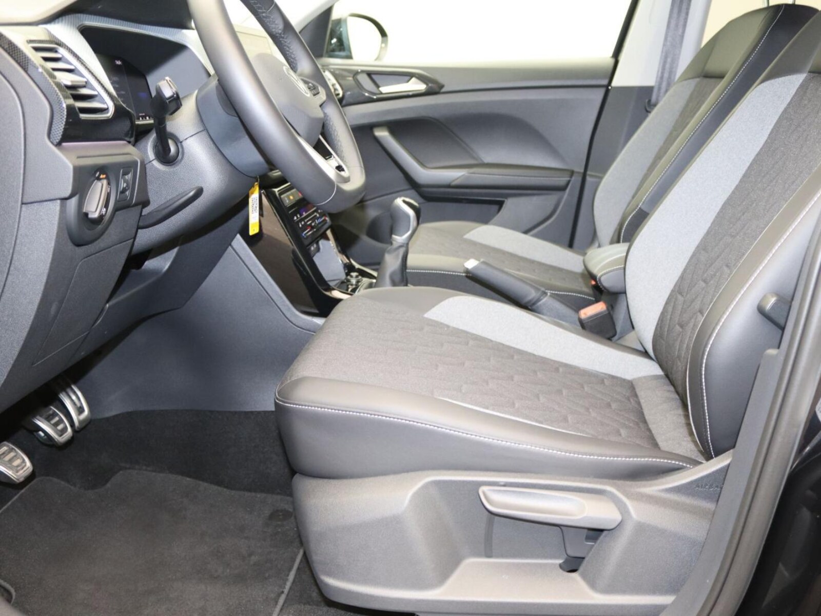 Volkswagen T-Cross – Bild 15