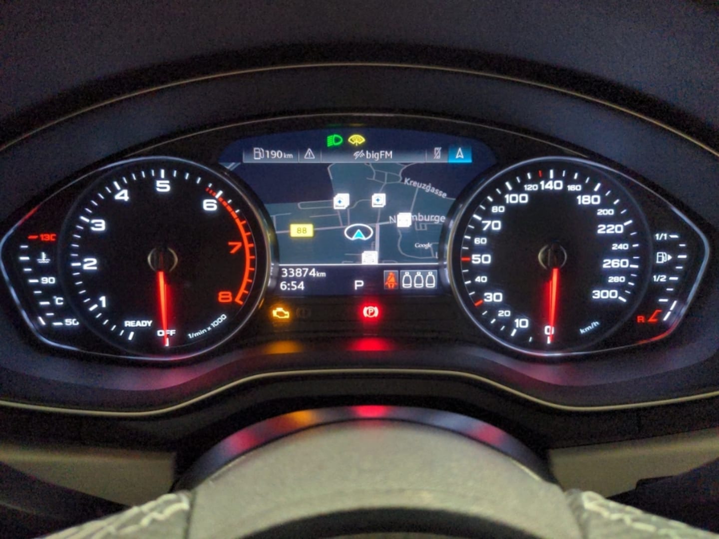 Bild über Audi A4 Avant S line 35 TFSI S tronic - für weitere Informationen kontaktieren Sie den Audi Partner