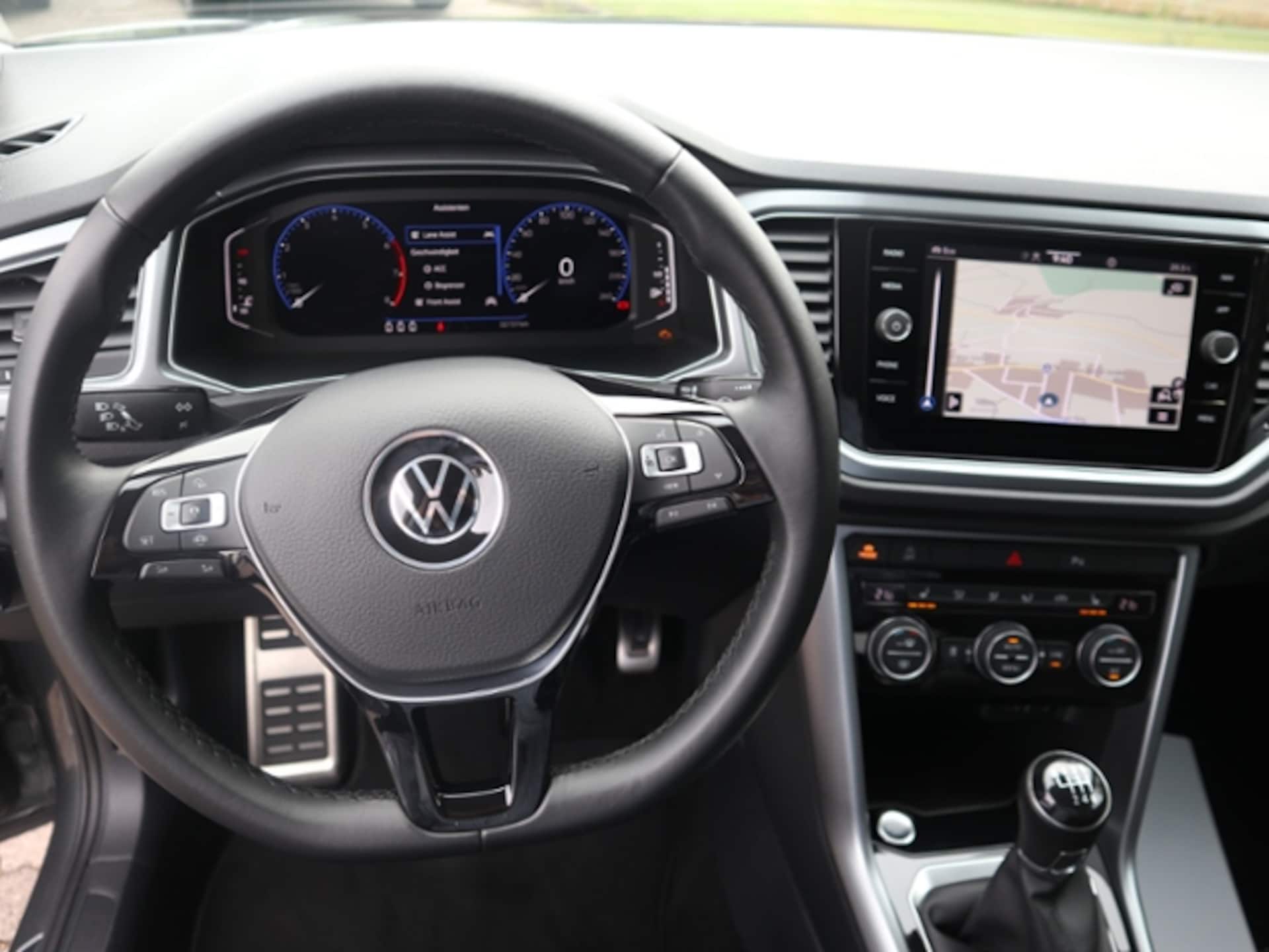 Volkswagen T-Roc Active