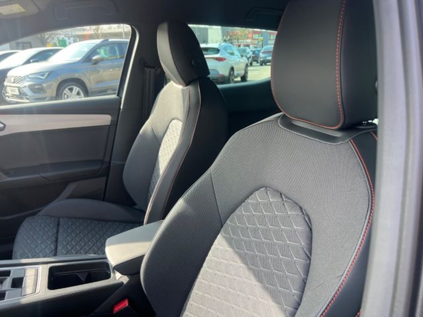 SEAT Leon – Bild 14