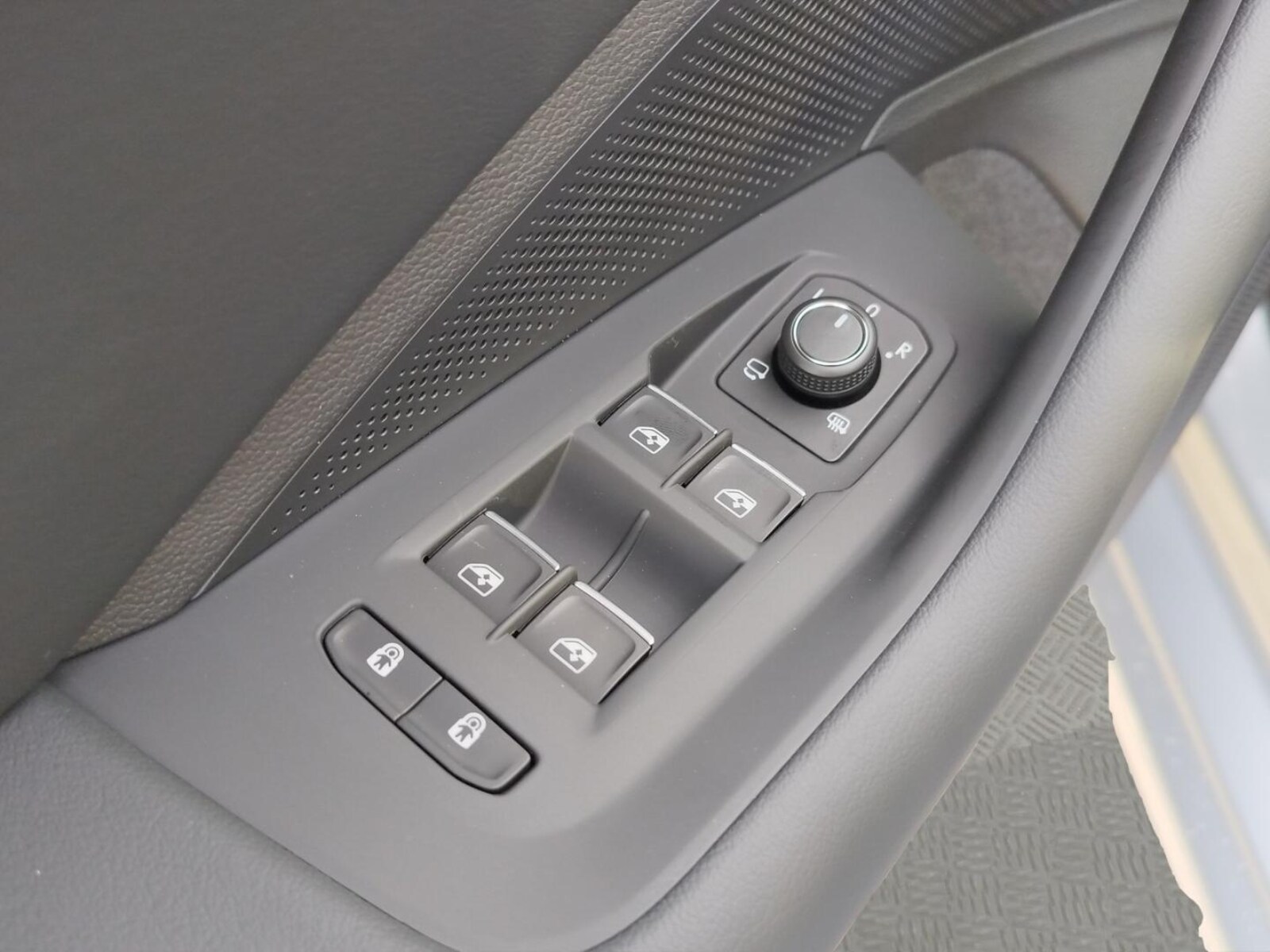 Volkswagen Passat – Bild 12