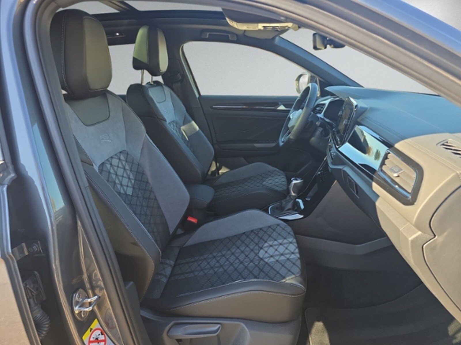 Volkswagen T-Roc – Bild 11