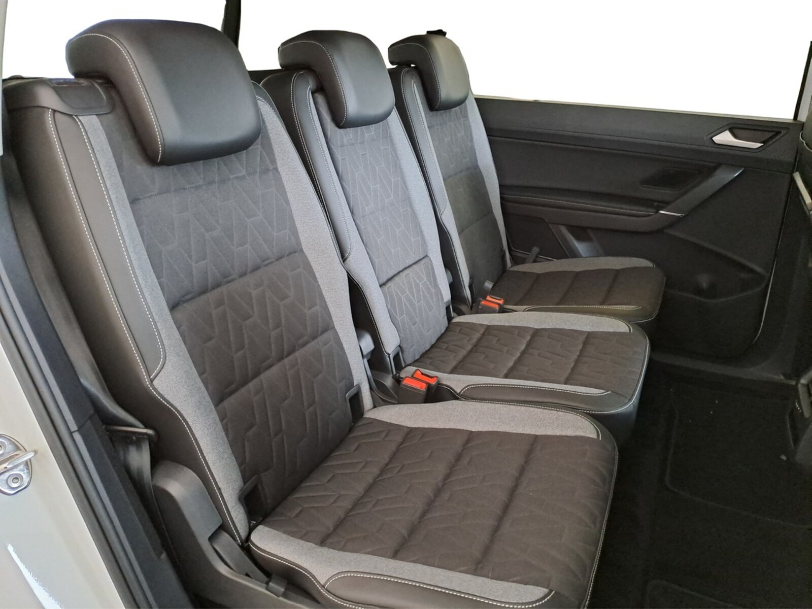 Volkswagen Touran – Bild 10