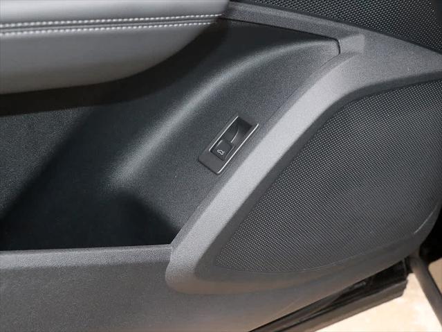 2025 AUDI Q5 - Image 26