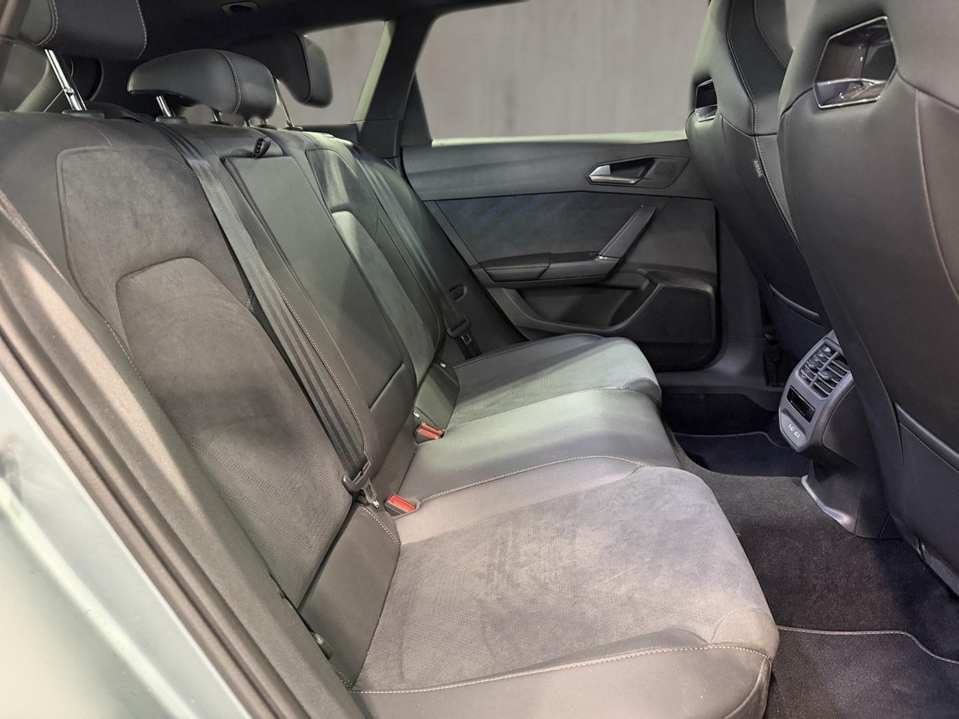 CUPRA Leon Sportstourer 1.5 TSI e-Hybrid VZ DSG 200 kW (272 CV) — photo 6