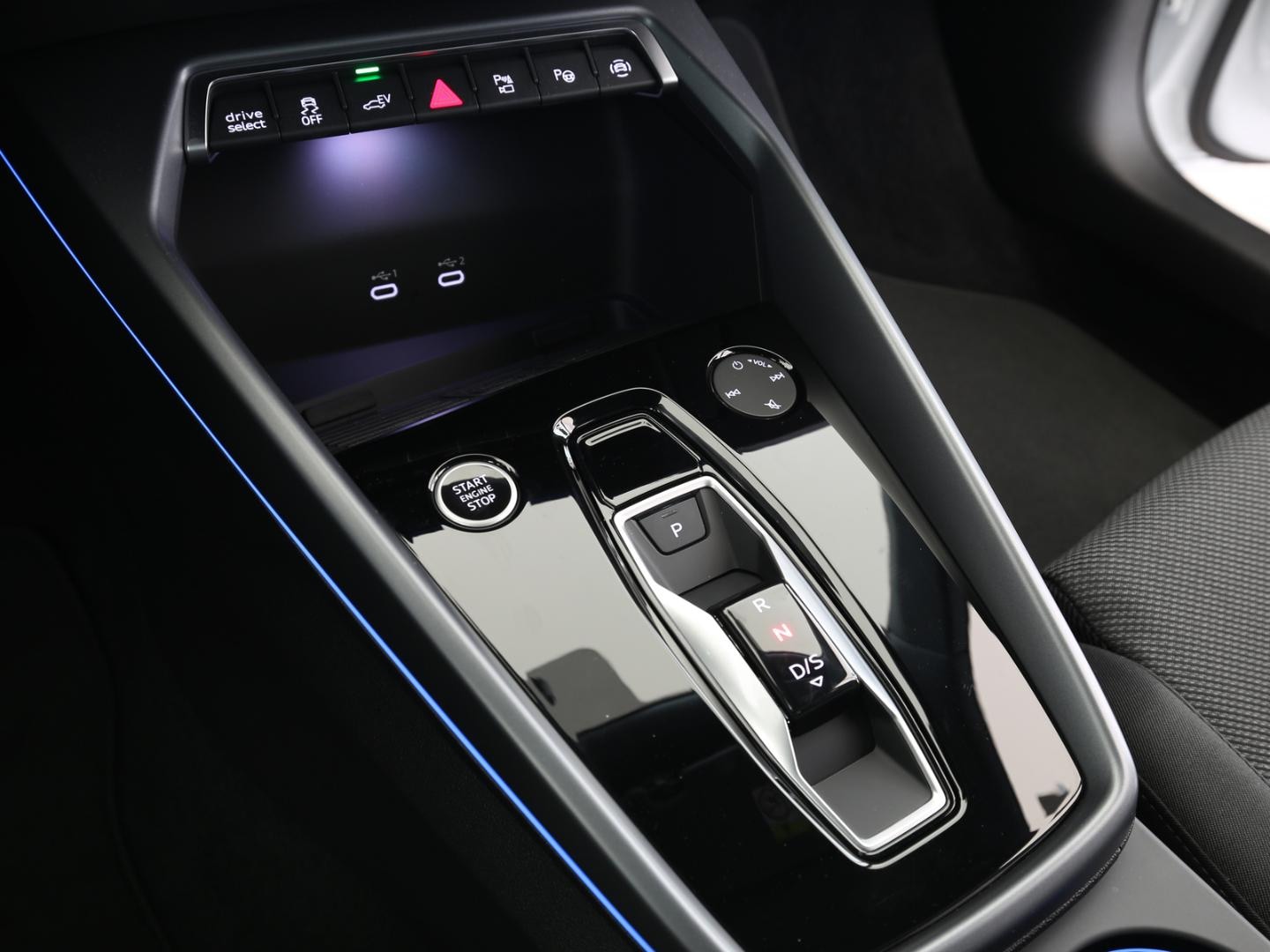 Bild über Audi A3 Sportback TFSI e 40 TFSI e S tronic - für weitere Informationen kontaktieren Sie den Audi Partner
