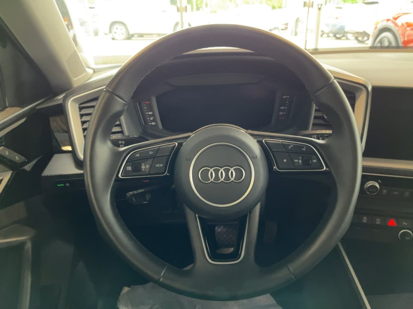 Bild über Audi A1 Sportback advanced 30 TFSI S tronic - für weitere Informationen kontaktieren Sie den Audi Partner