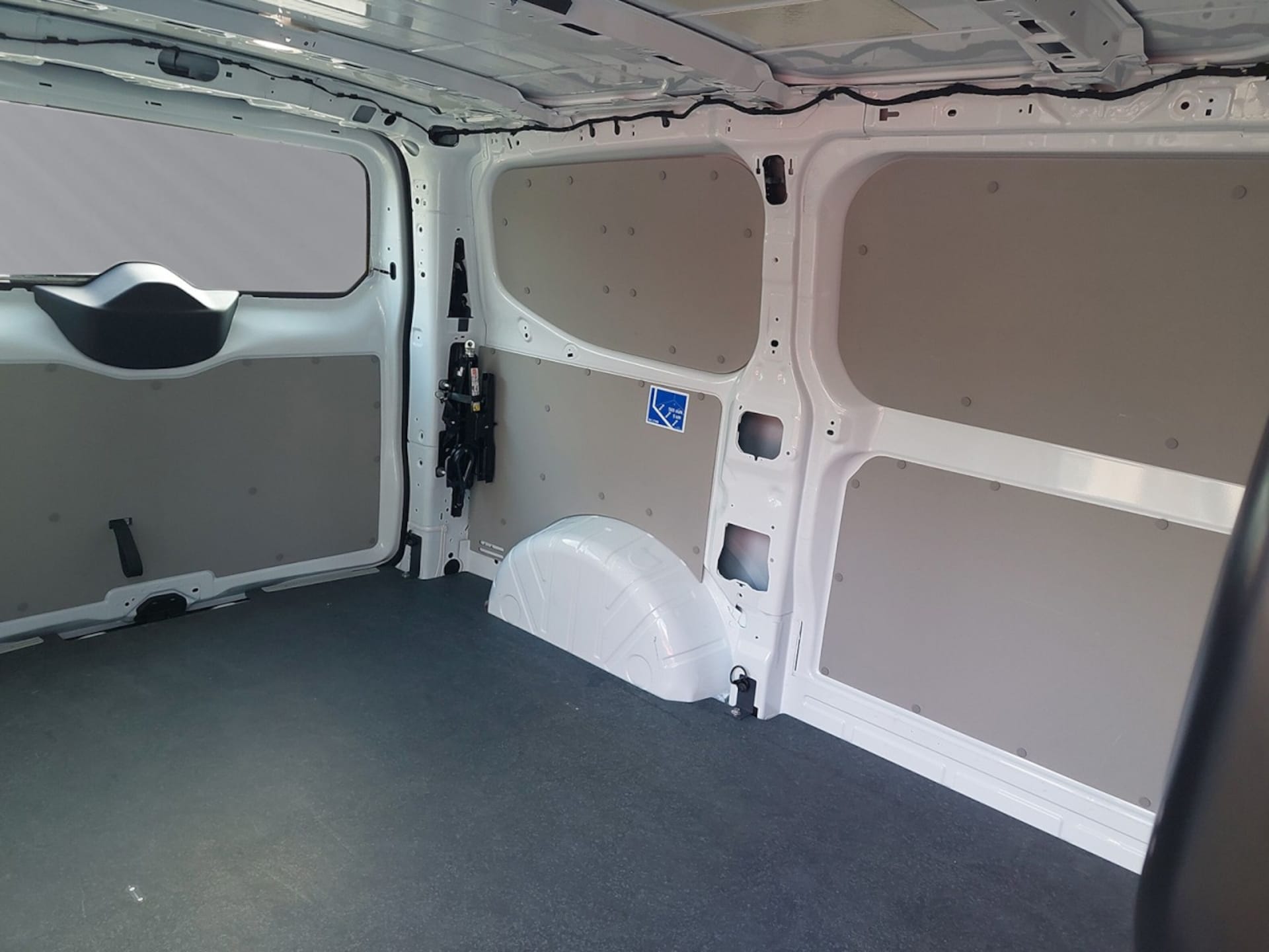 Volkswagen Transporter Kasten kurzer Radstand