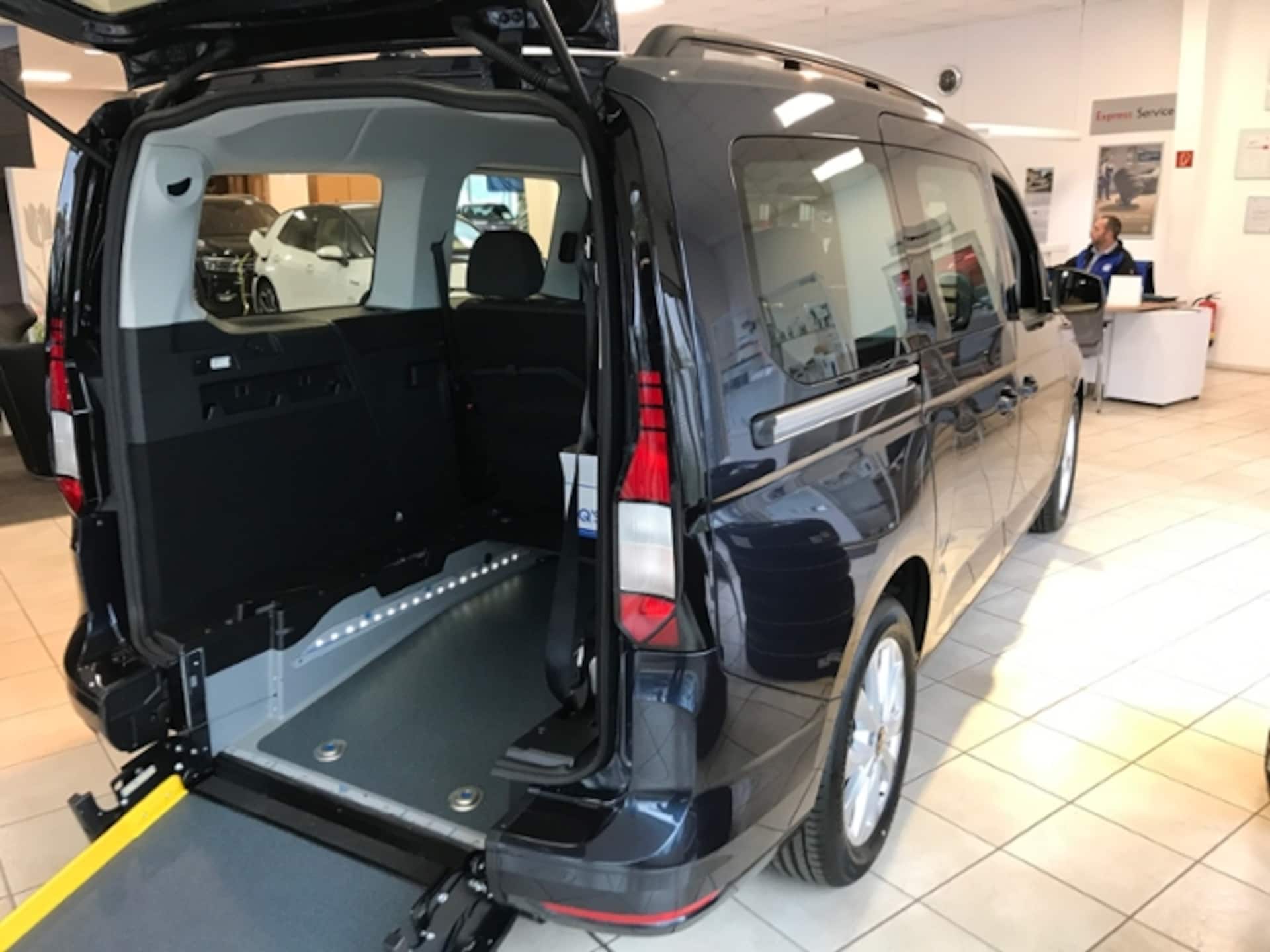 Volkswagen Caddy Maxi Basis-Modell