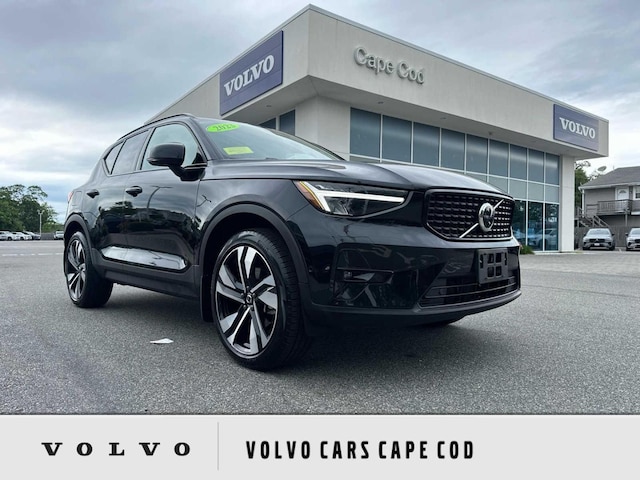 2023 Volvo XC40
