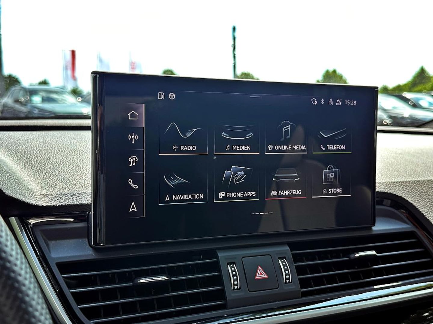 Bild über Audi Q5 40 TDI quattro 150 kW S tronic - für weitere Informationen kontaktieren Sie den Audi Partner