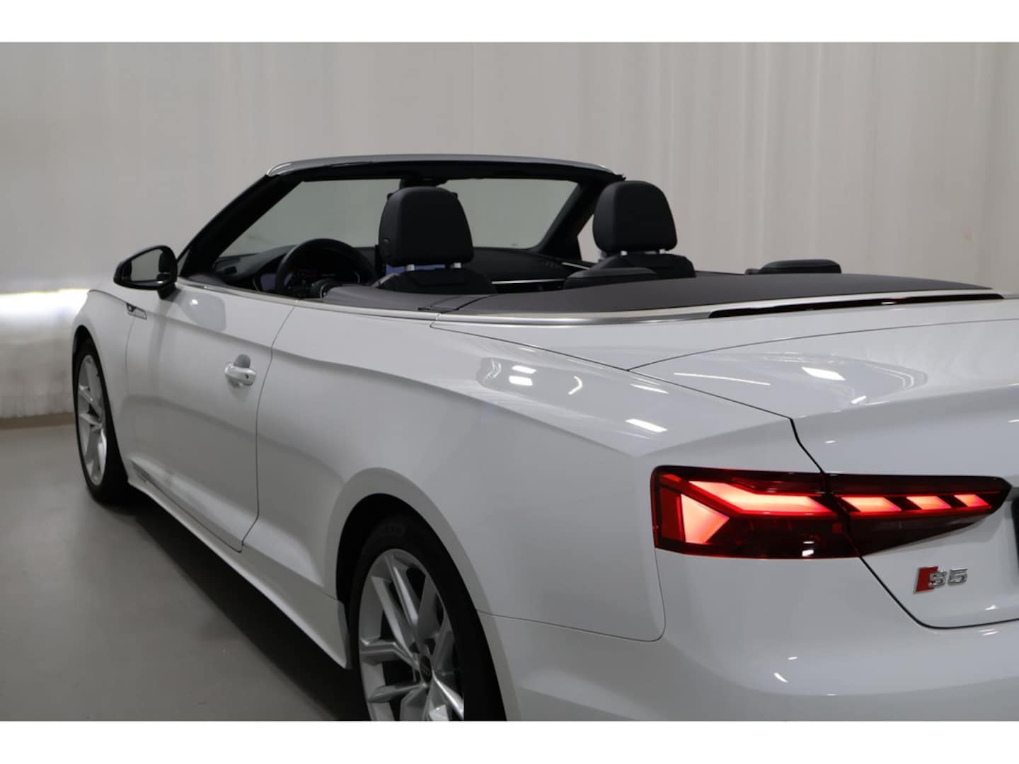Bild über Audi S5 Cabriolet TFSI quattro tiptronic - für weitere Informationen kontaktieren Sie den Audi Partner