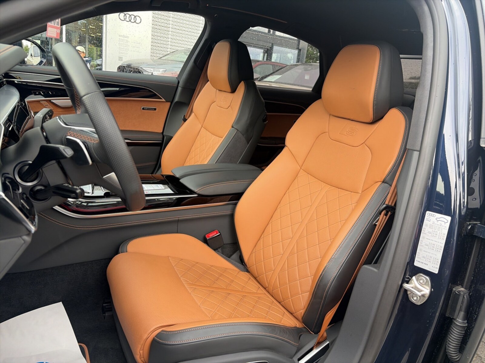 Audi A8 – Bild 20