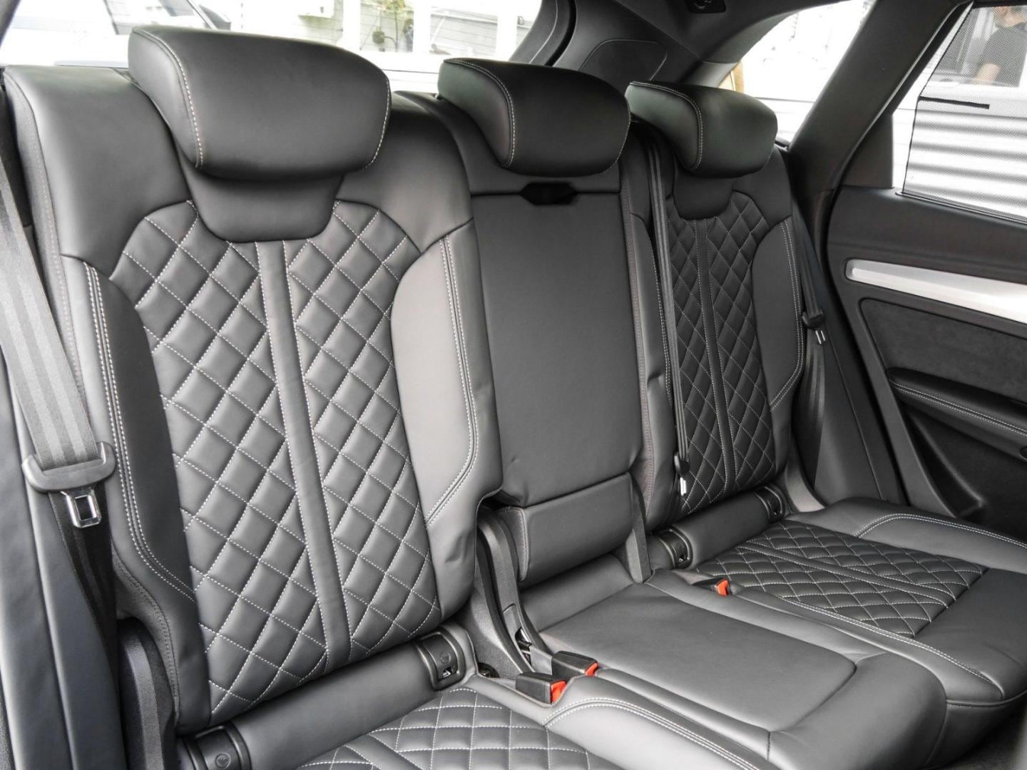 Bild über Audi Q5 TFSI e S line 55 TFSI e quattro S tronic - für weitere Informationen kontaktieren Sie den Audi Partner