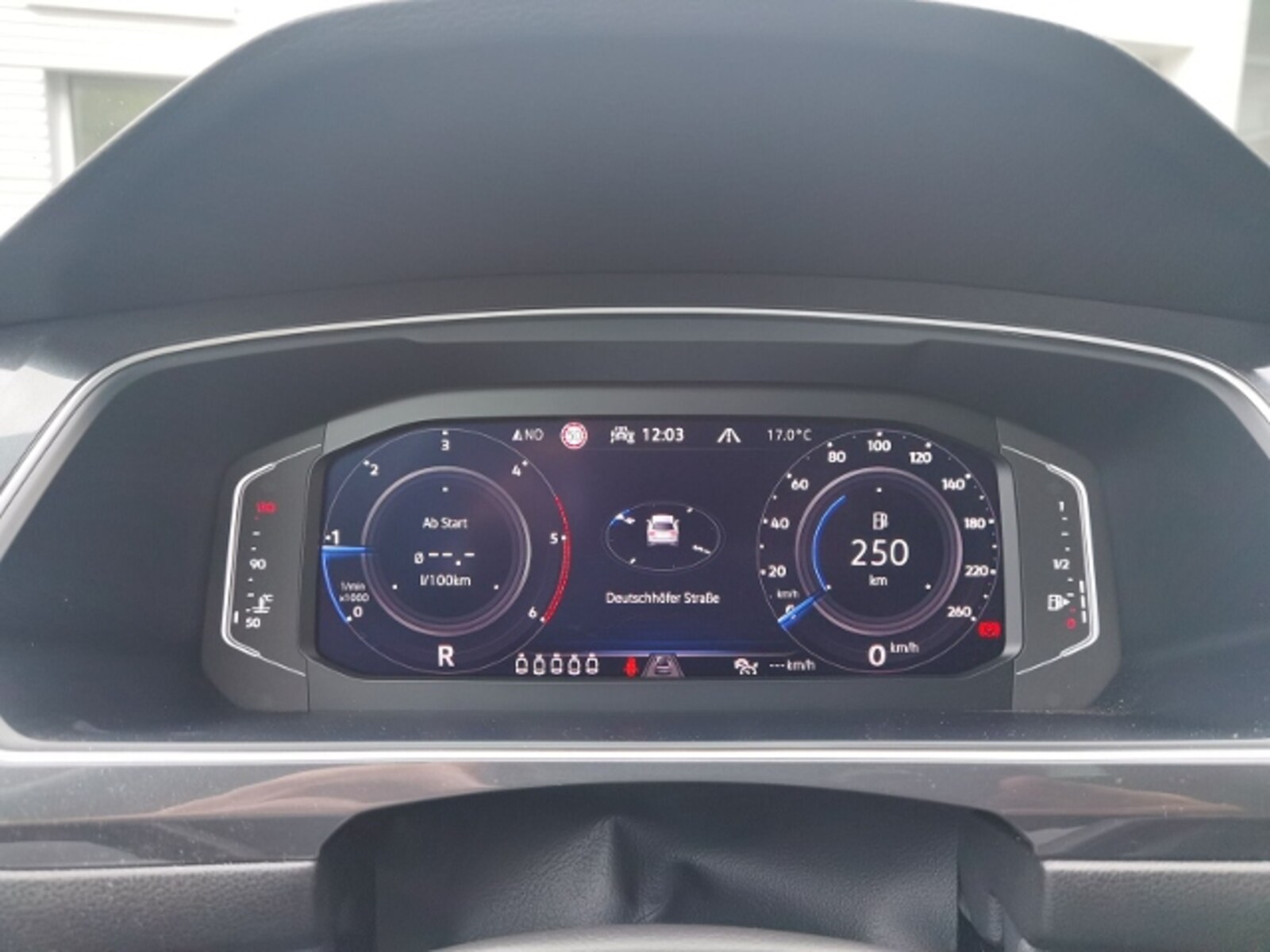 Volkswagen Tiguan Allspace – Bild 11