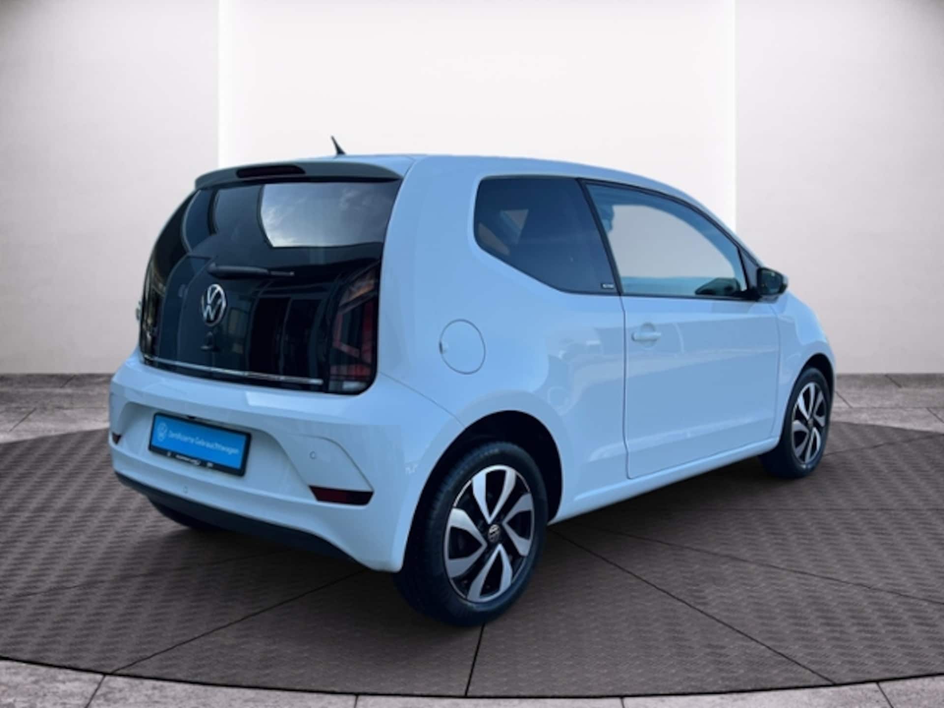 Volkswagen up! ACTIVE
