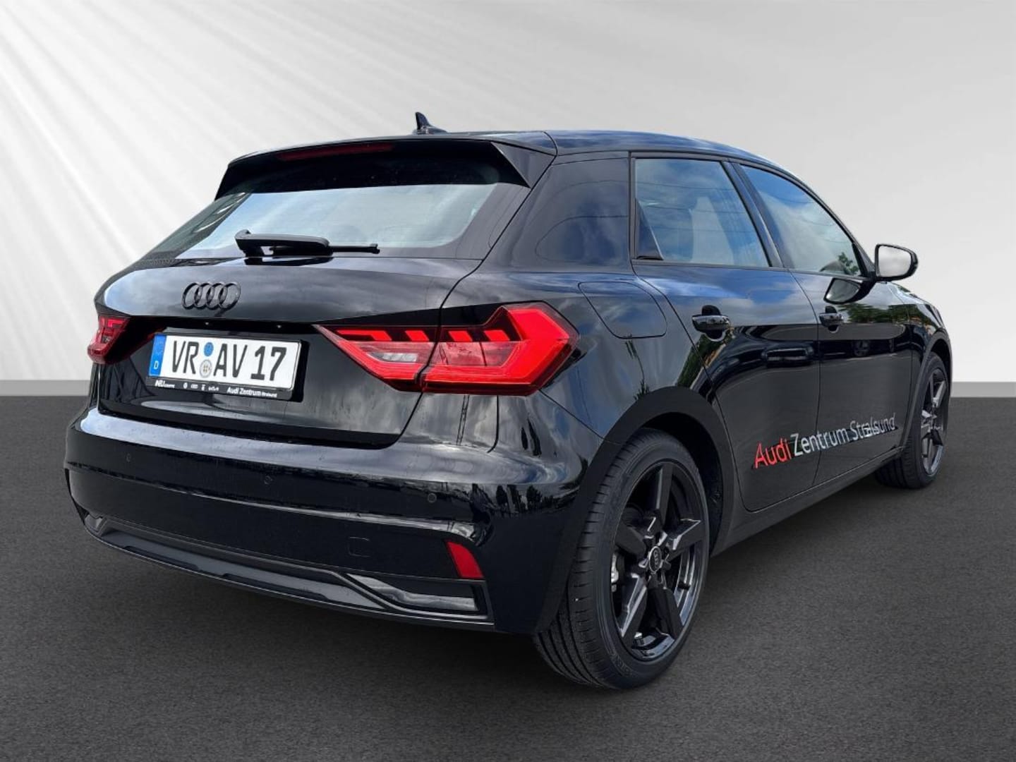 Bild über Audi A1 Sportback advanced 30 TFSI S tronic - für weitere Informationen kontaktieren Sie den Audi Partner