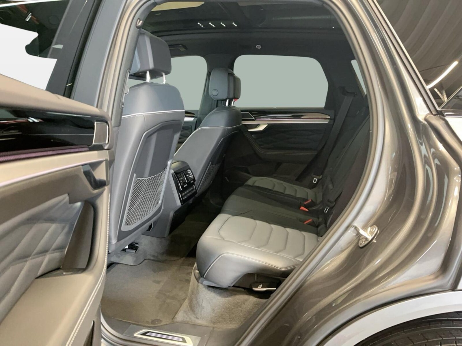 Volkswagen Touareg – Bild 11