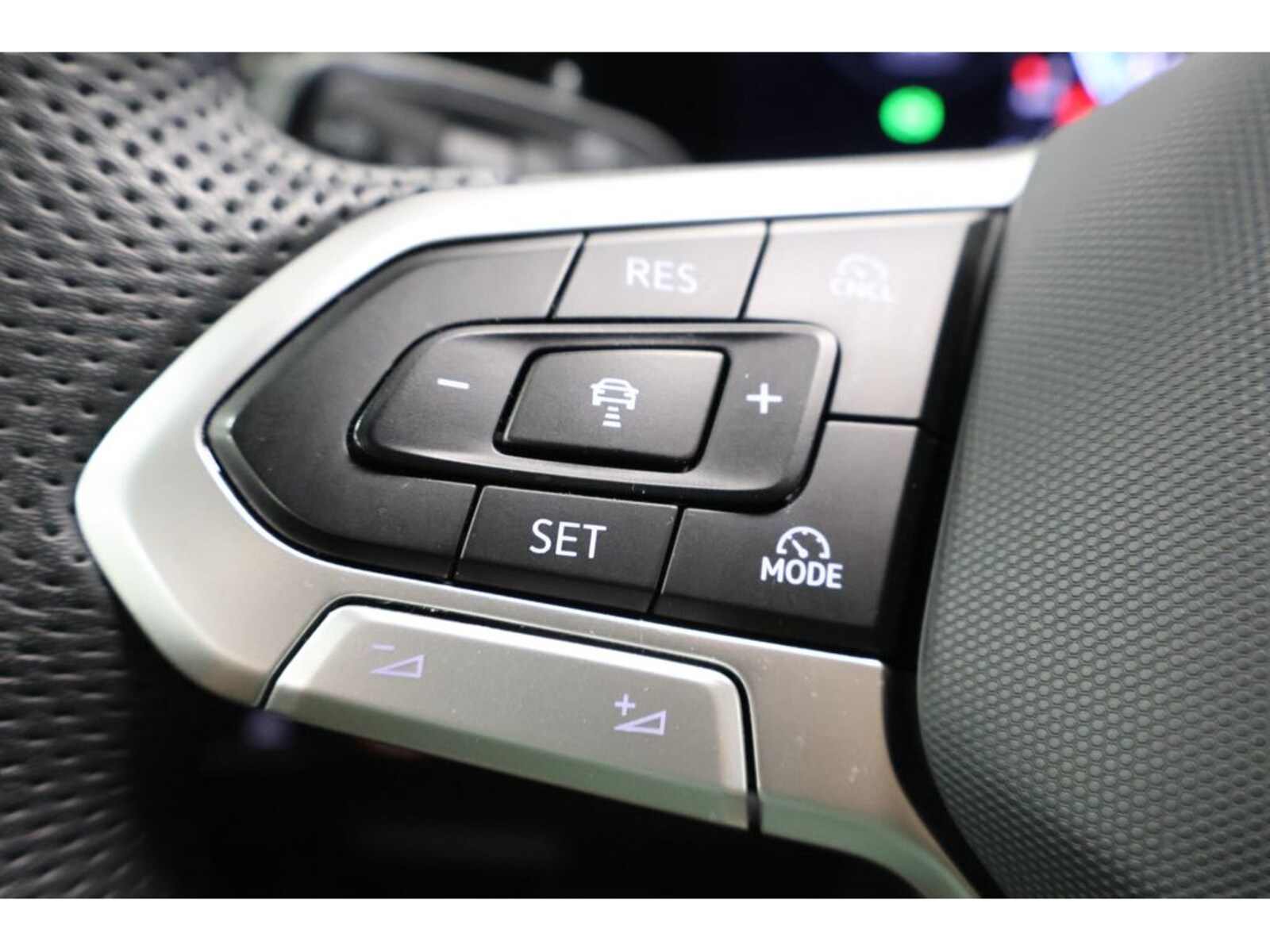 Volkswagen Tiguan – Bild 19