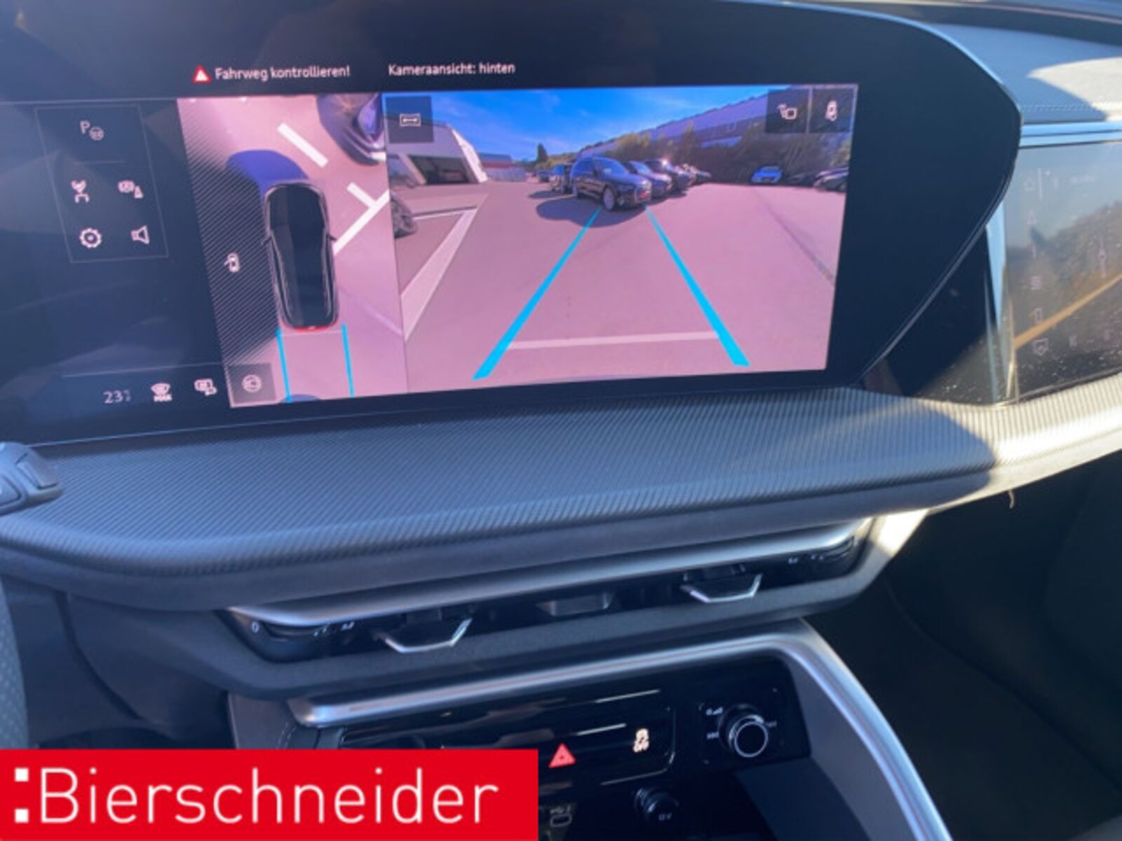 Audi SQ5 – Bild 12