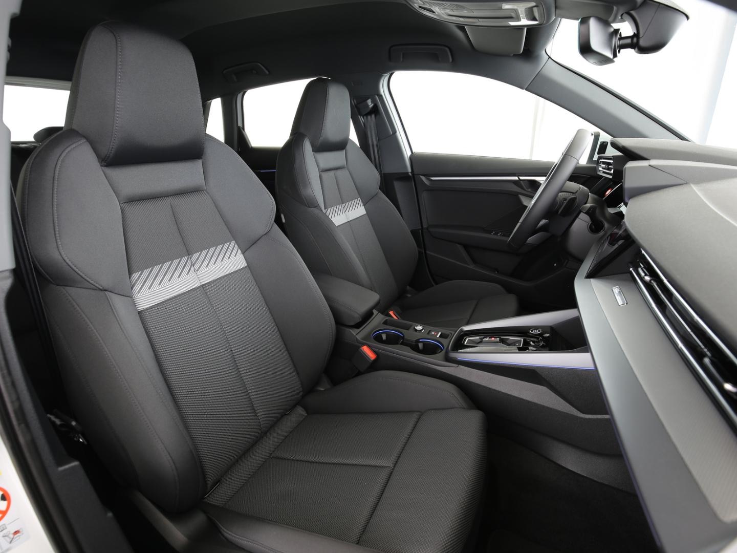 Bild über Audi A3 Sportback TFSI e 40 TFSI e S tronic - für weitere Informationen kontaktieren Sie den Audi Partner
