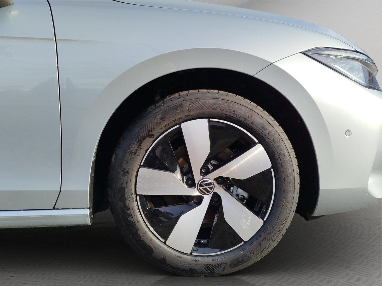 Volkswagen Passat – Bild 21