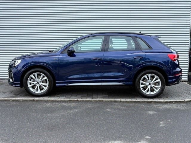 Image about Audi Q3 40 TFSI quattro S tronic