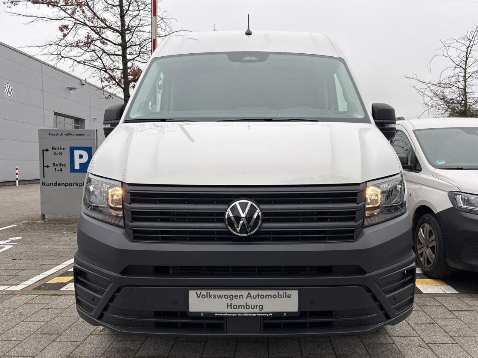 Volkswagen Crafter Kasten mittlerer Radstand – Bild 2