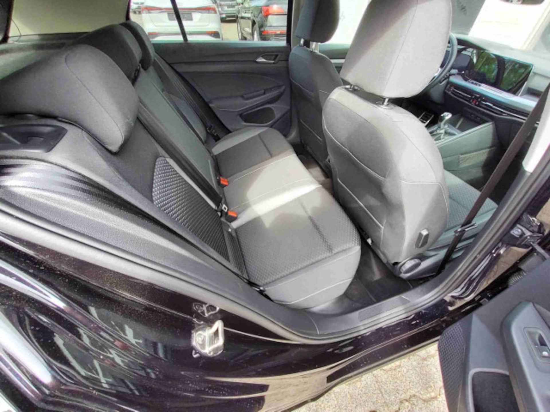 Volkswagen Golf Life