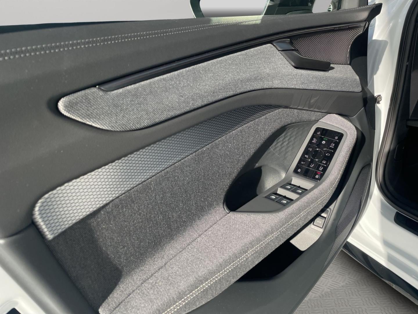 Bild über Audi A6 Limousine edition one TDI quattro 150 kW S tronic - für weitere Informationen kontaktieren Sie den Audi Partner
