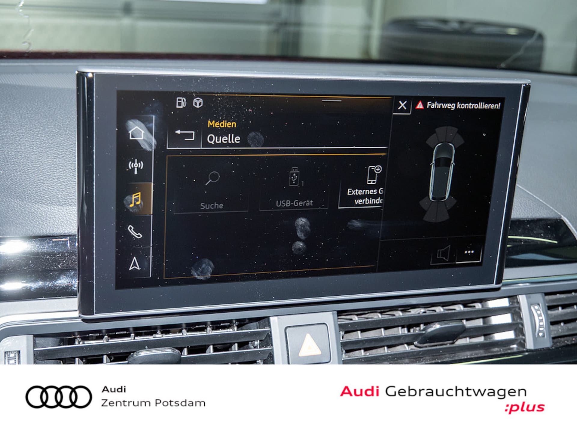 Audi A4 Avant S line