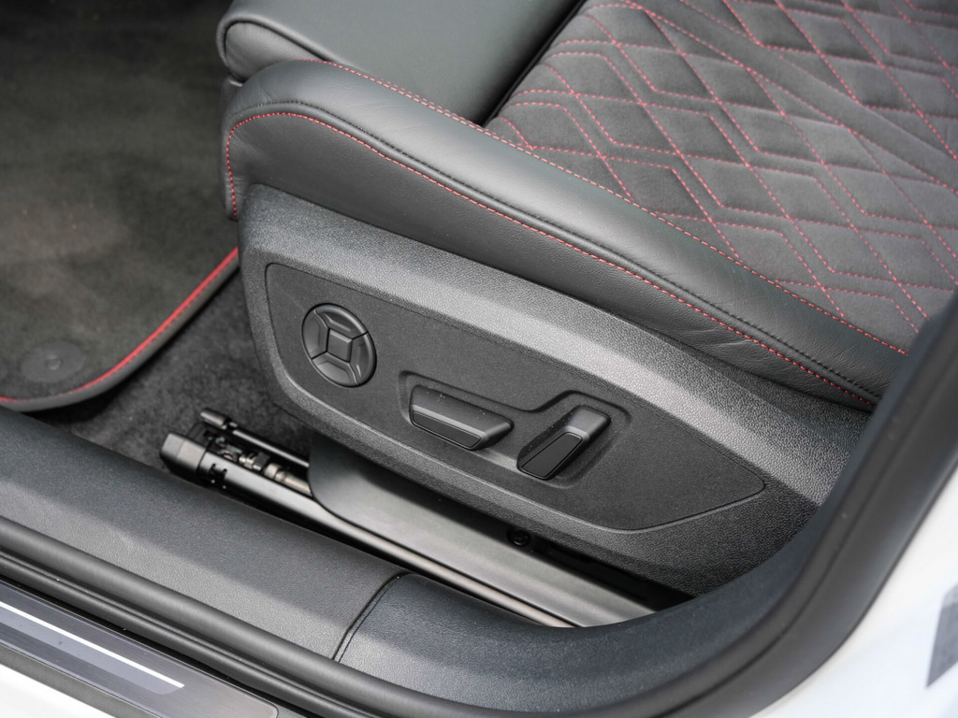 Audi A5 Avant e-hybrid
