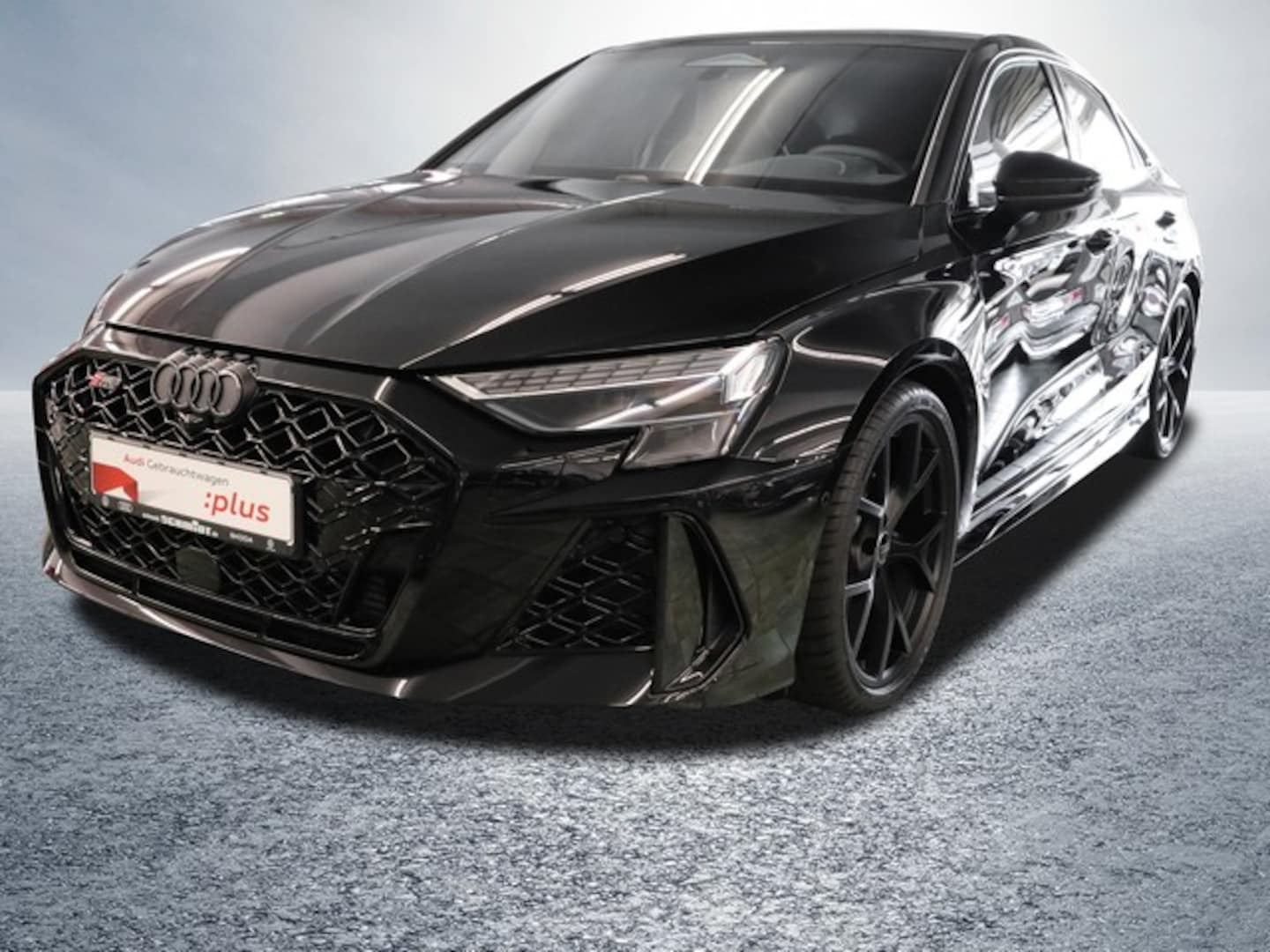 Bild über Audi RS 3 Limousine TFSI quattro 294 kW S tronic - für weitere Informationen kontaktieren Sie den Audi Partner