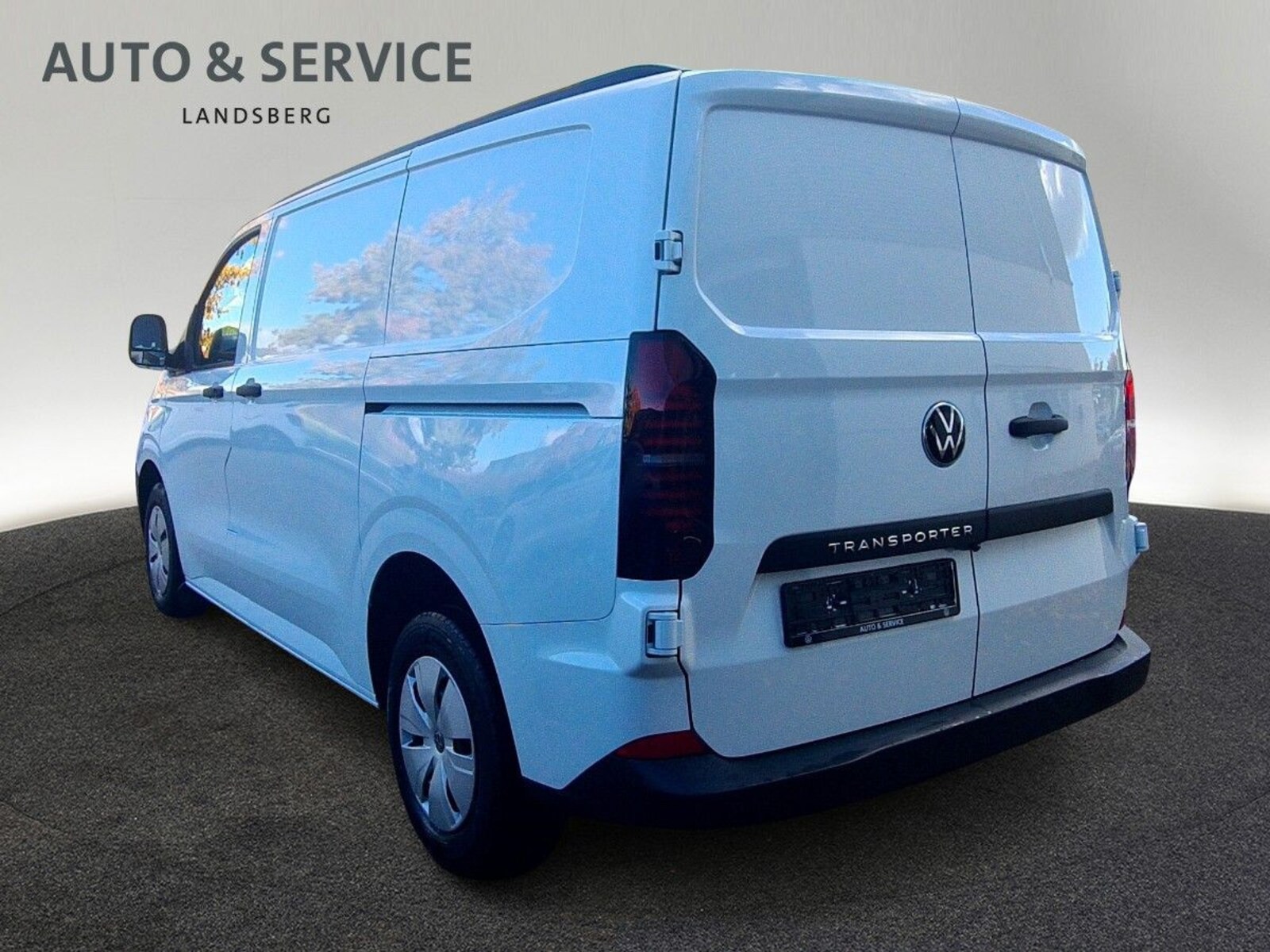 Volkswagen Transporter Kasten kurzer Radstand – Bild 3