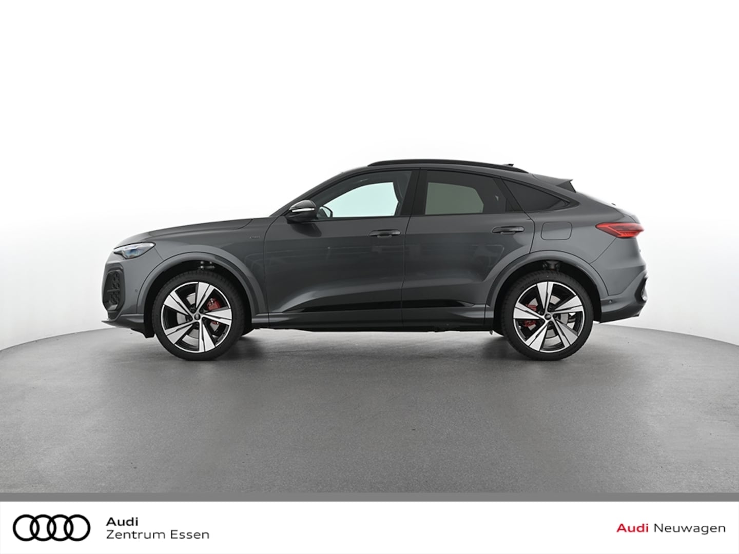 Bild über Audi Q5 Sportback e-hybrid e-hybrid quattro 270 kW S tronic - für weitere Informationen kontaktieren Sie den Audi Partner