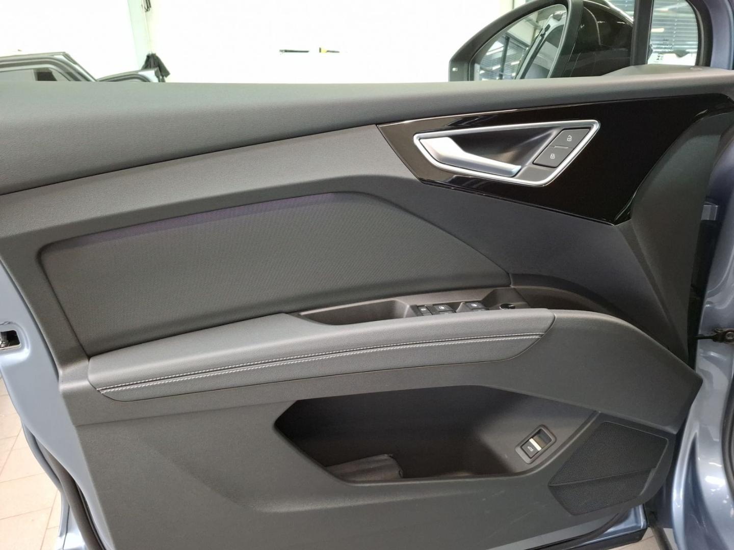 Image about Audi Q4 e-tron 55 e-tron quattro