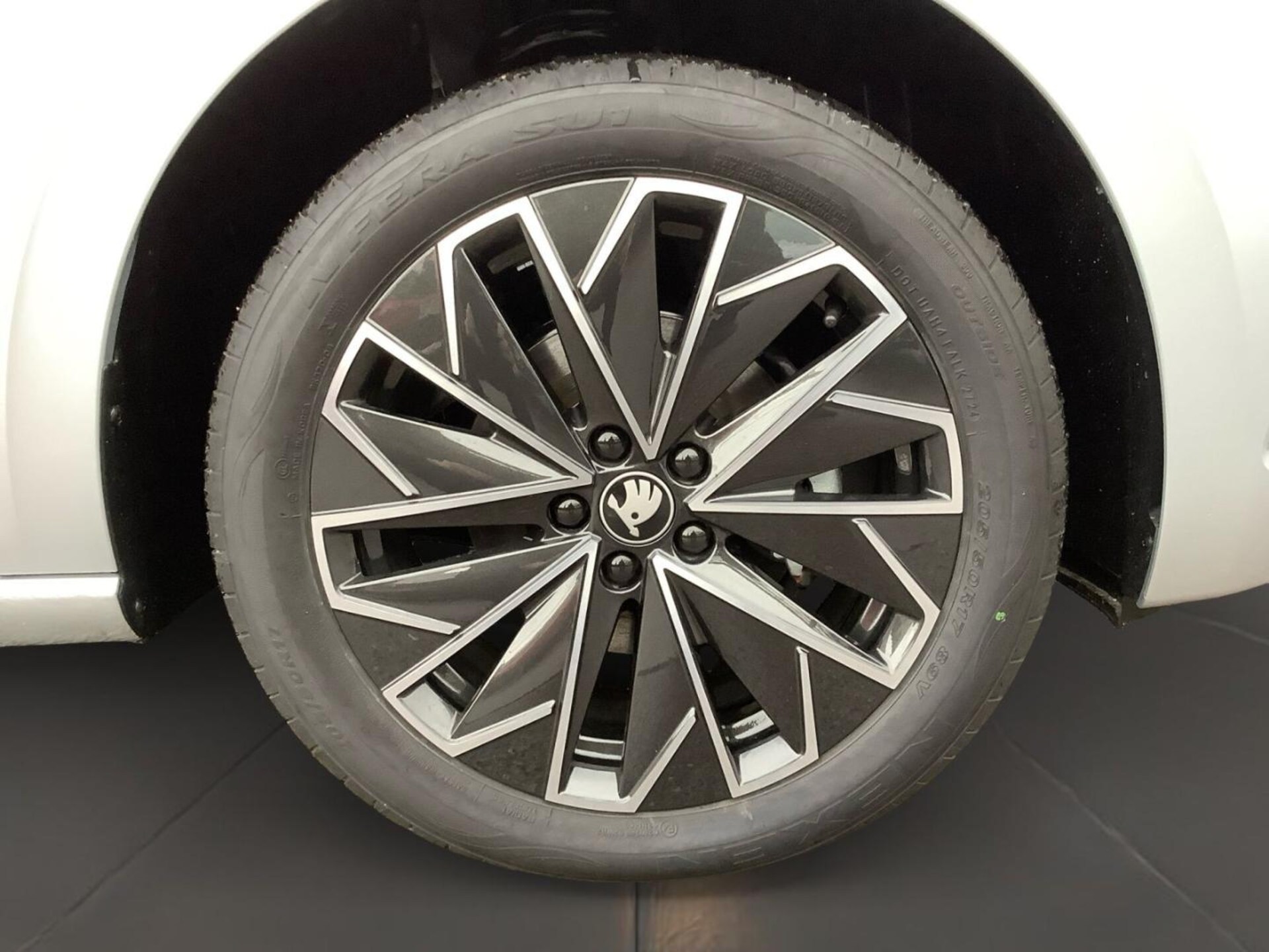 Skoda Scala Tour
