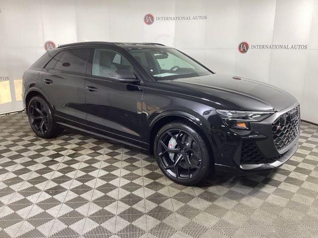 2026 Audi RS Q8 SUV performance