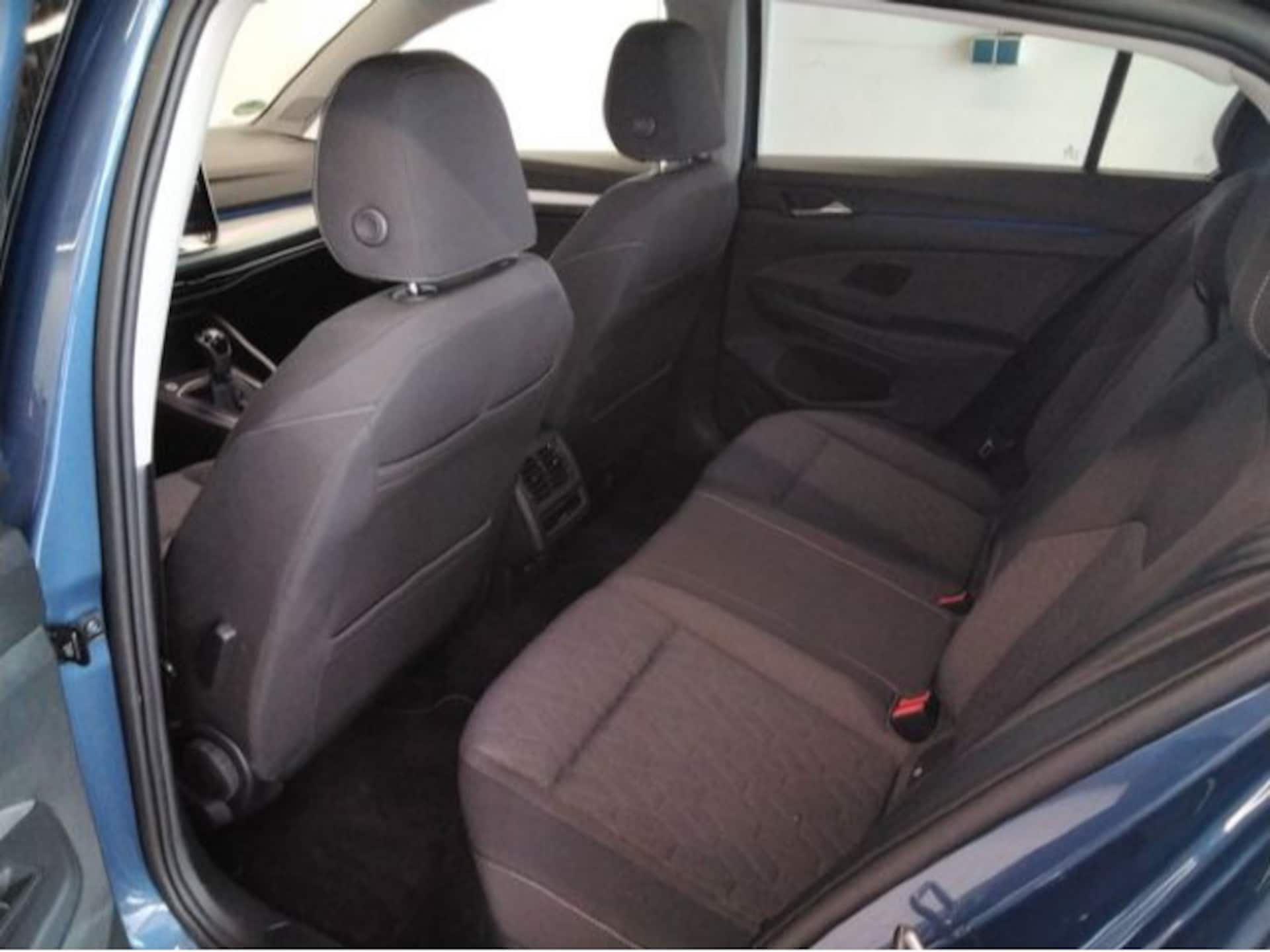 Volkswagen Golf Life