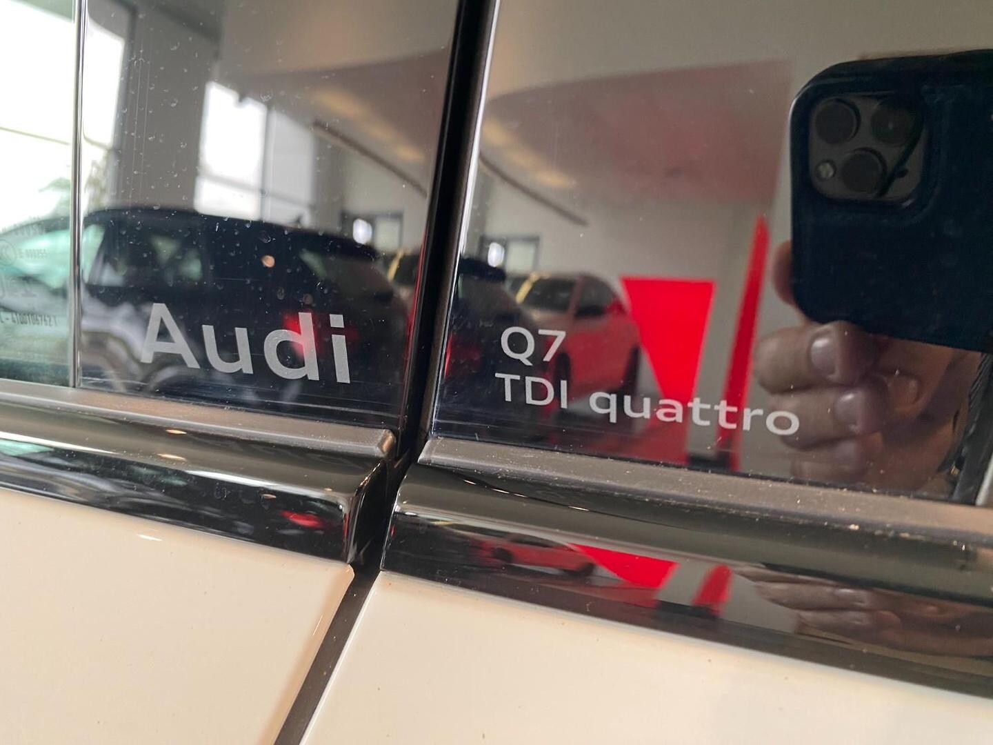 Image about Audi Q7 45 TDI quattro tiptronic