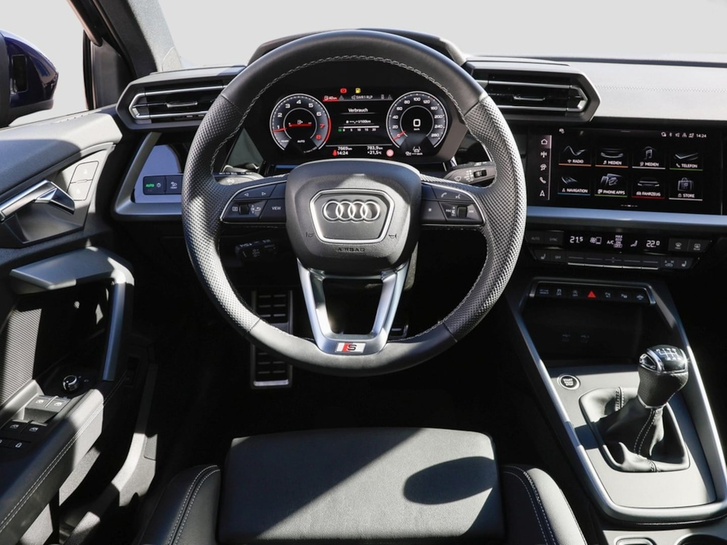 Bild über Audi A3 Limousine TFSI Schaltgetriebe - für weitere Informationen kontaktieren Sie den Audi Partner